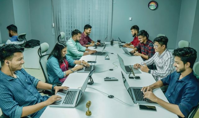 Inglés profesional para la logística y transporte internacional