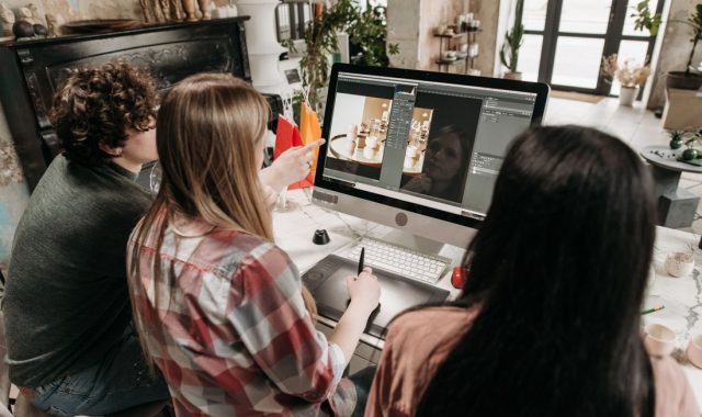 Selección, elaboración, adaptación y utilización de materiales, medios y recursos didácticos para el empleo